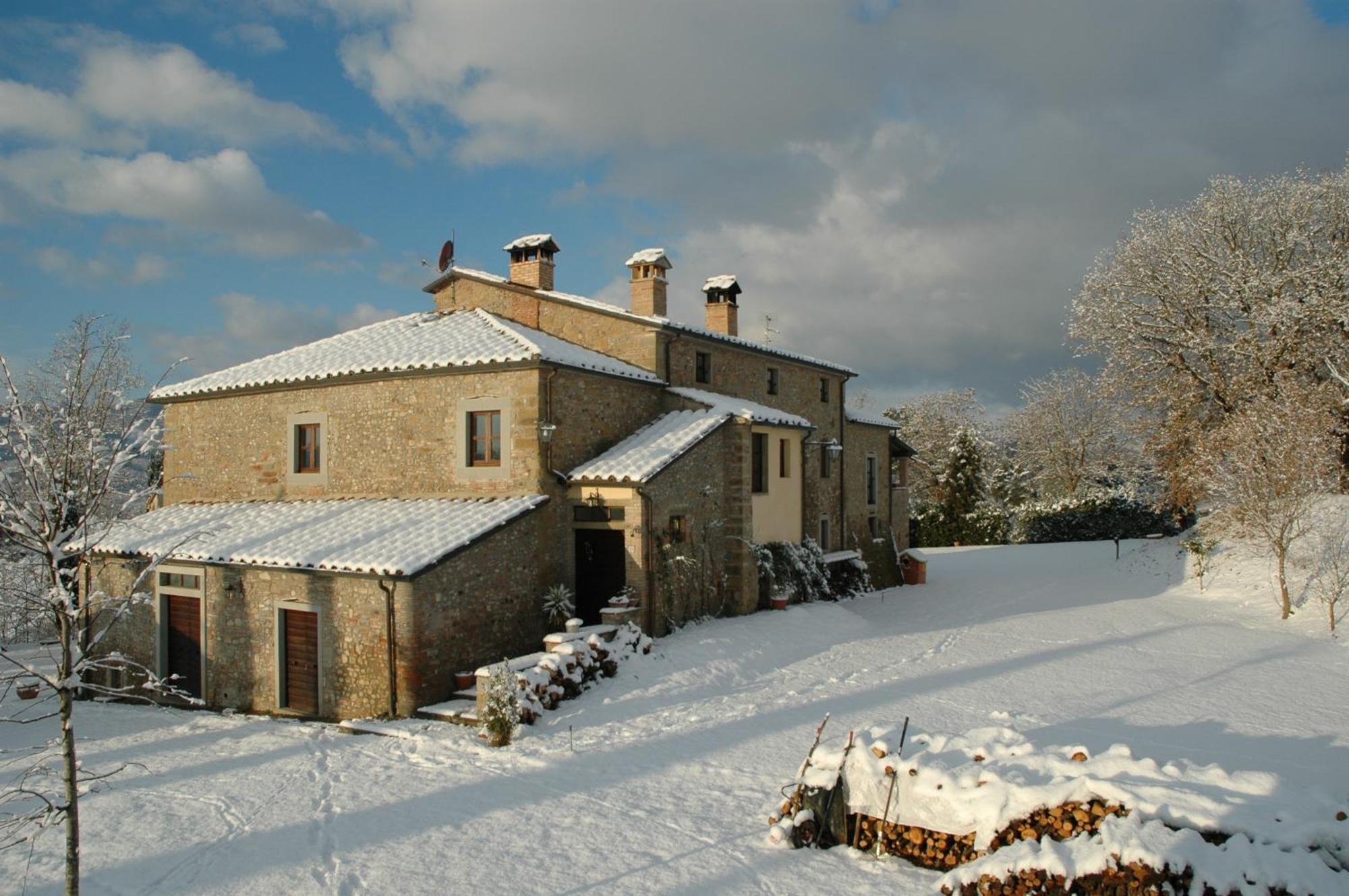 Agriturismo Il Sasso Guest House Anghiari Exterior photo