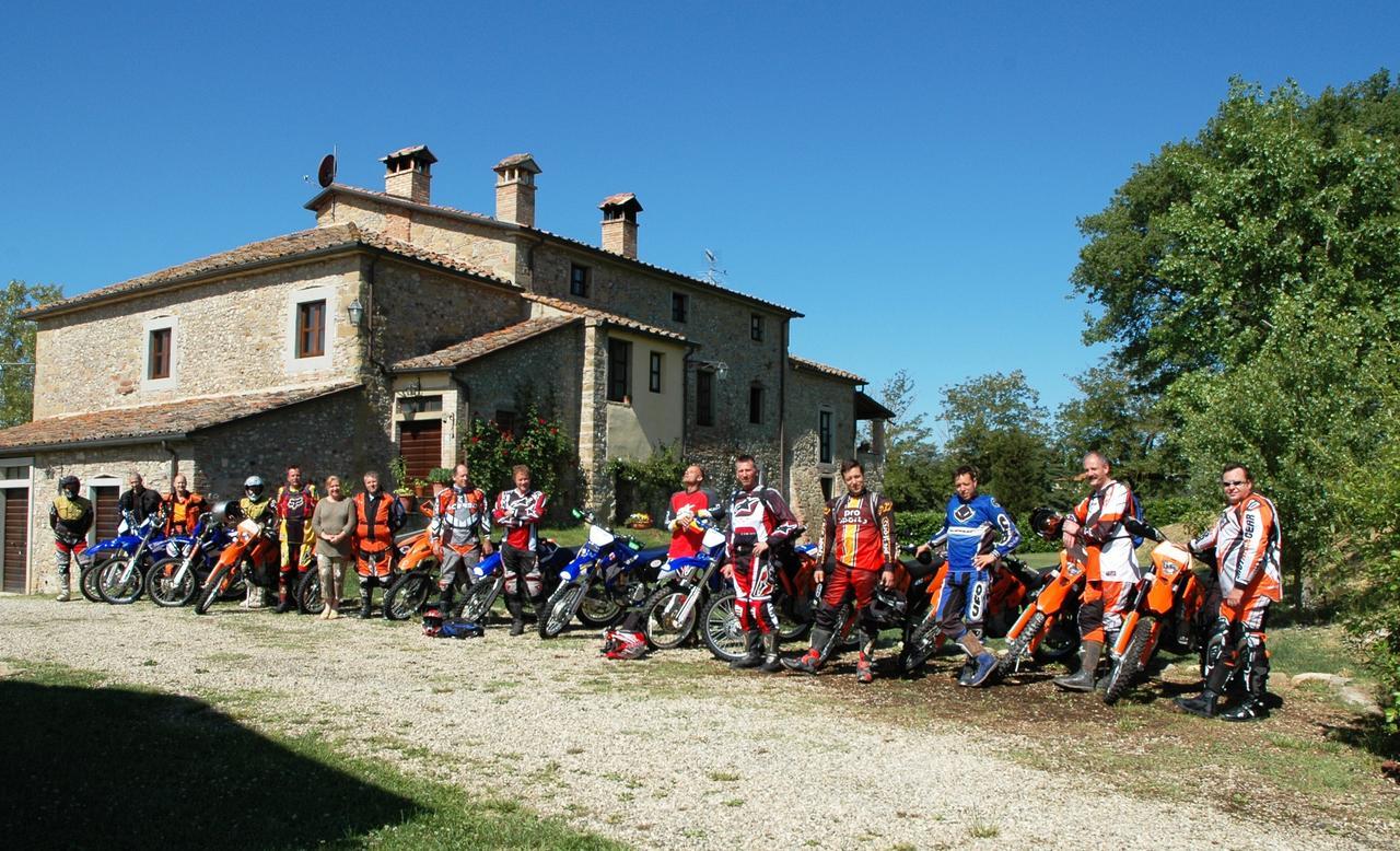 Agriturismo Il Sasso Guest House Anghiari Exterior photo