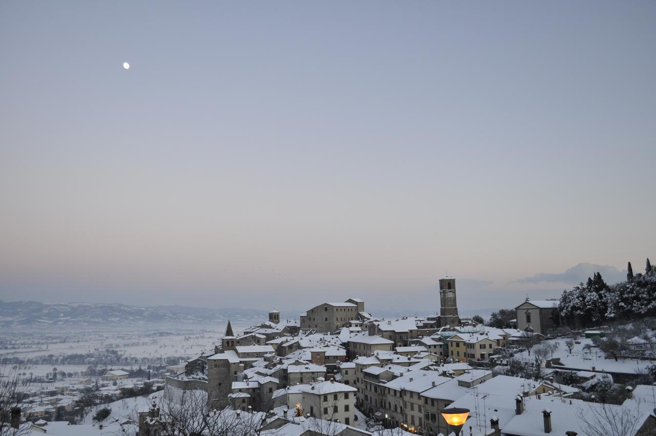 Agriturismo Il Sasso Guest House Anghiari Exterior photo